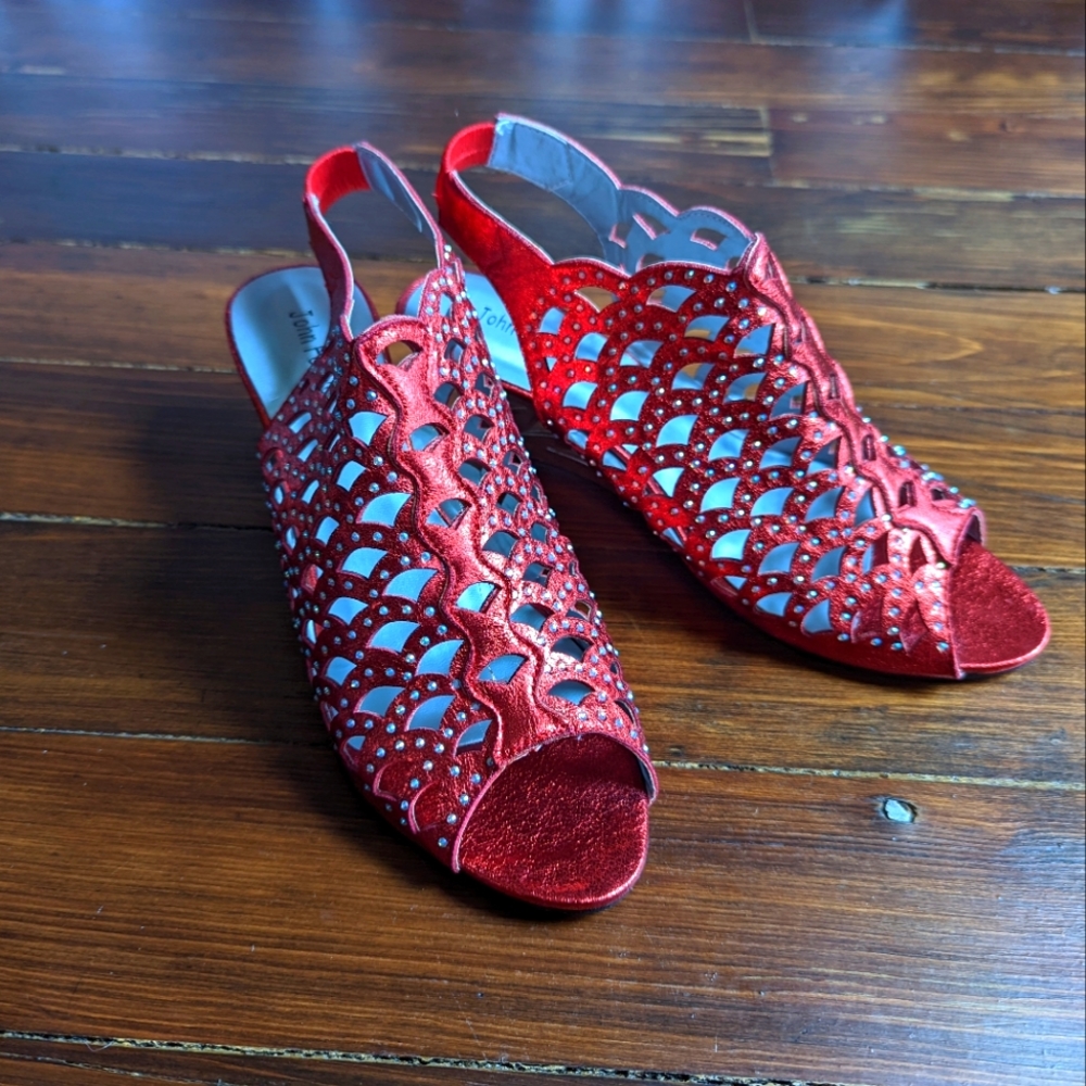John Fashion sparkly red heels